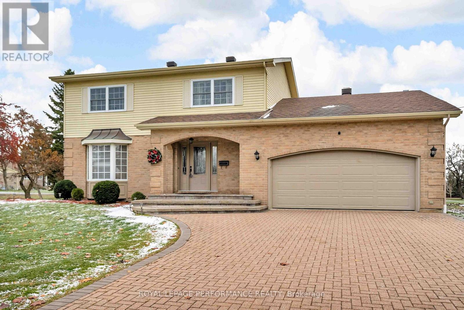 3400 SUNNYVIEW AVENUE