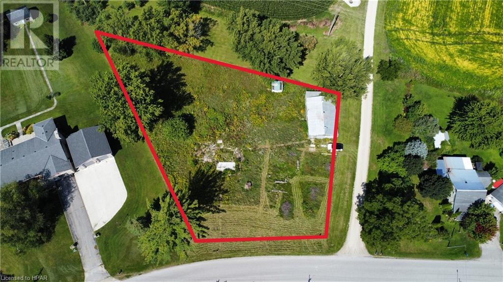 Photo 1 of 6 — 742 JOSEPHINE Street North, Wingham, ON N9B2L3