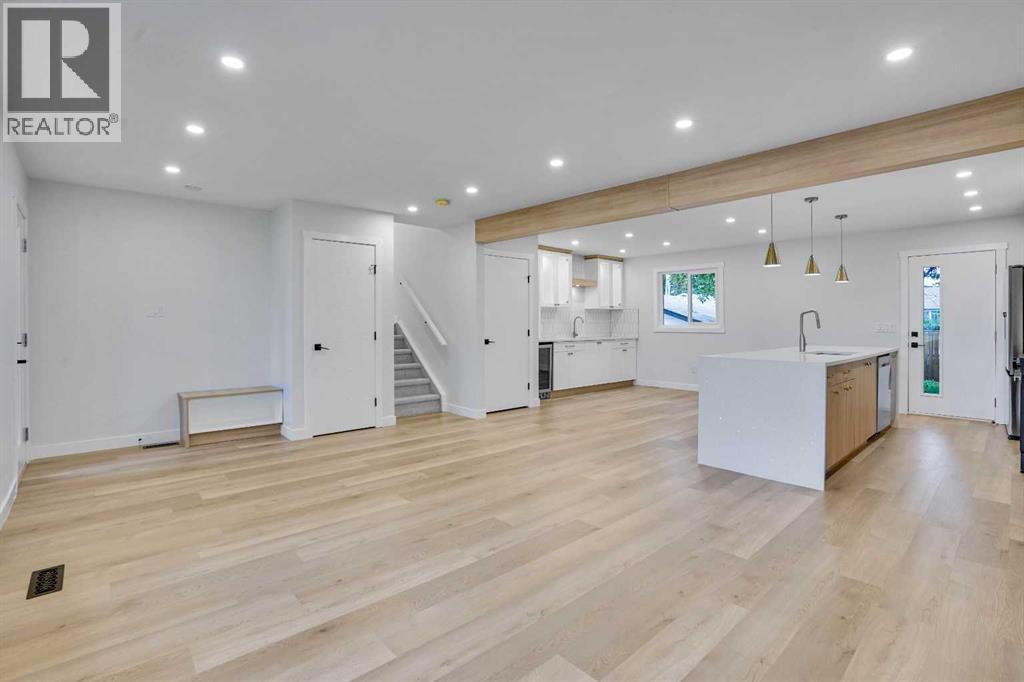 111 Allandale Close SE