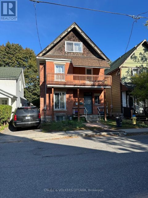 85 WAVERLEY STREET Ottawa ON K2P0V1