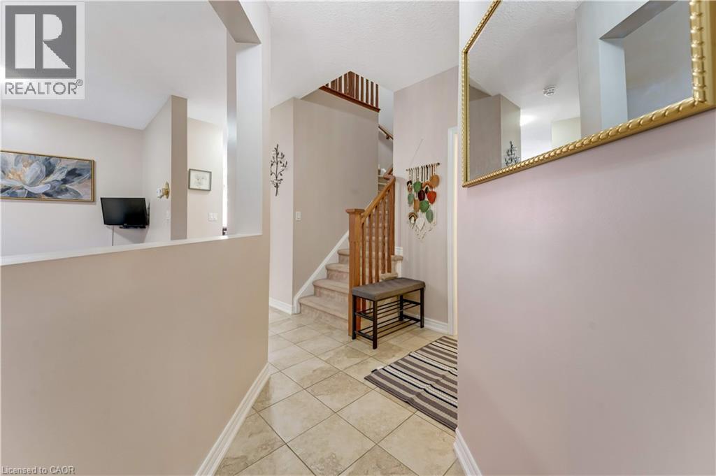 10 SANDYBAY Avenue