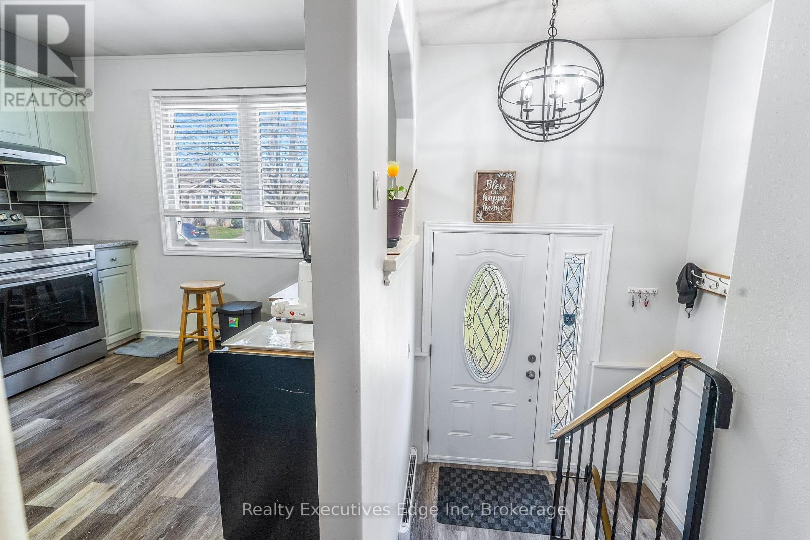 9A HAMPTON STREET