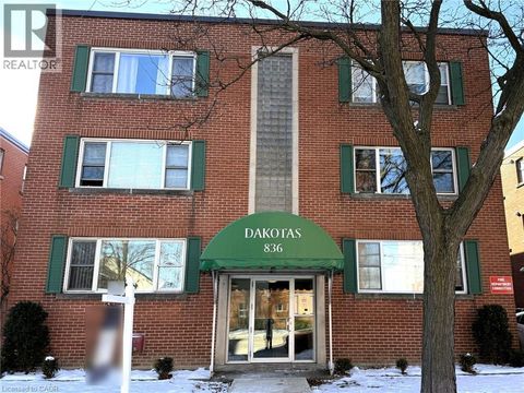 836 CONCESSION Street Unit# 310 Hamilton ON L8V1E2