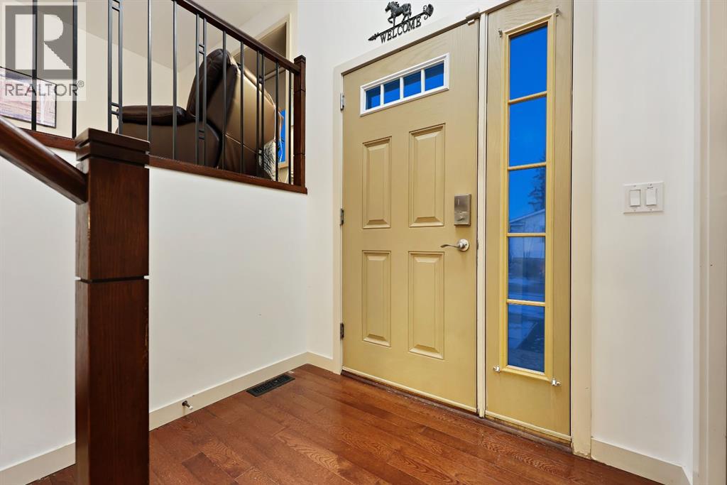 256 Lysander Place SE