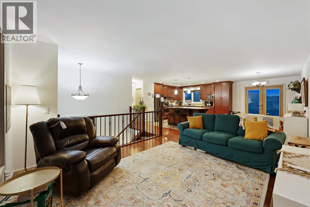 256 Lysander Place SE