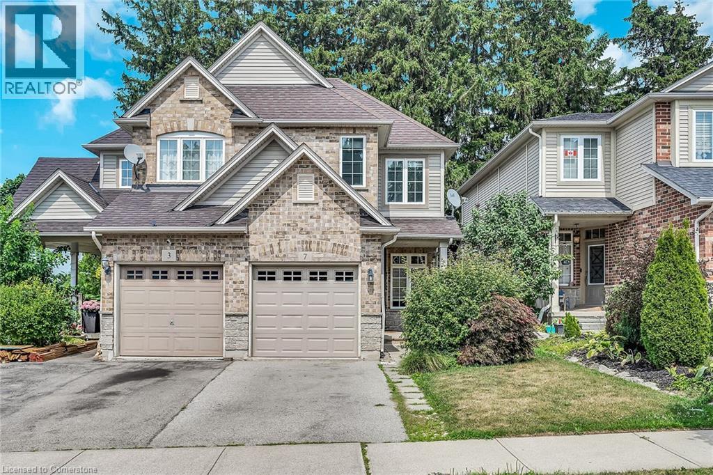 7 GOLDENVIEW Court