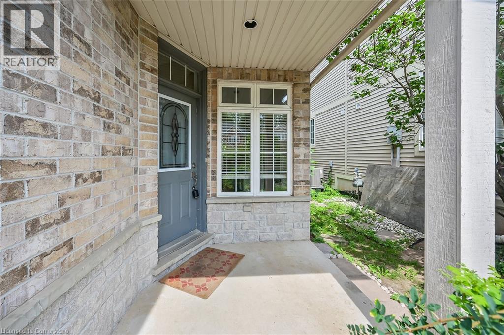 7 GOLDENVIEW Court