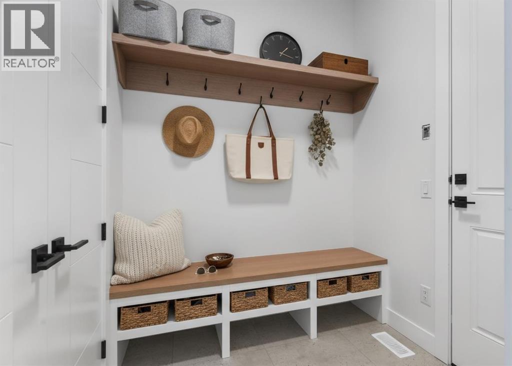 32 Lakes Estates Circle