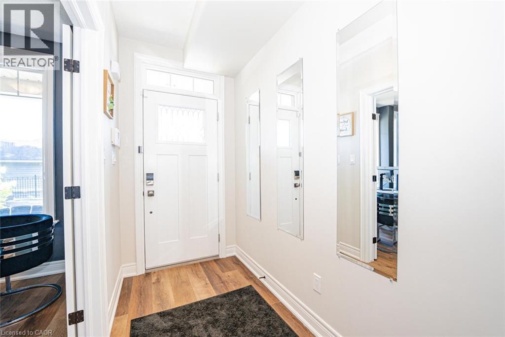 2848 KING Street Unit# 11