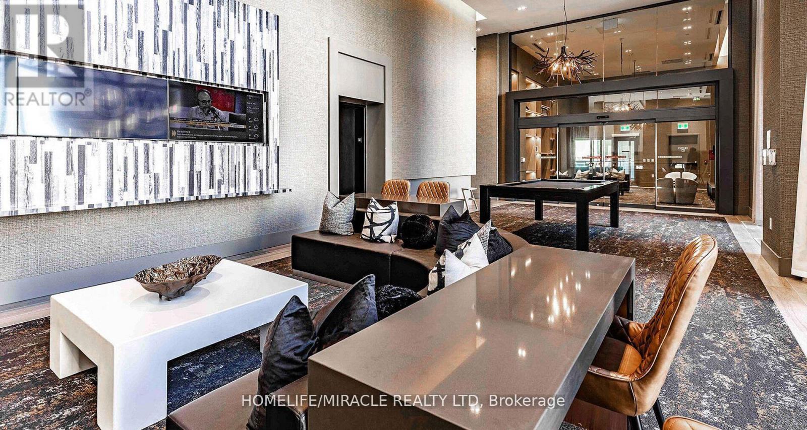 546 - 2450 OLD BRONTE ROAD