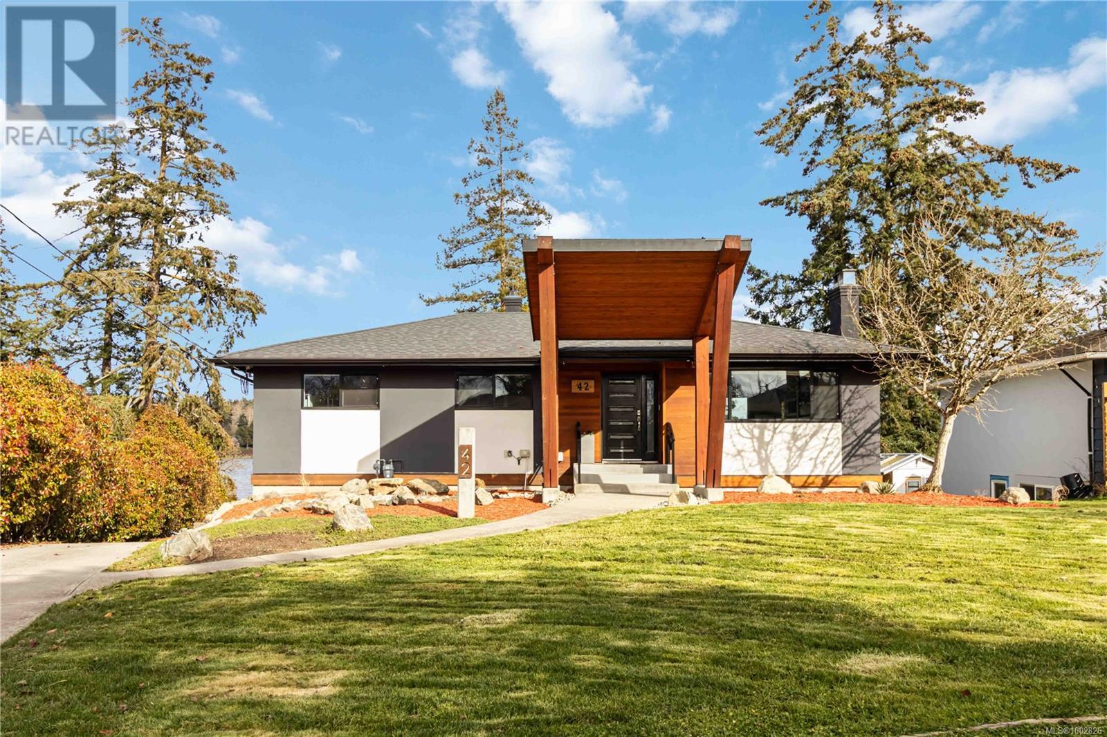 42 Kingham Pl