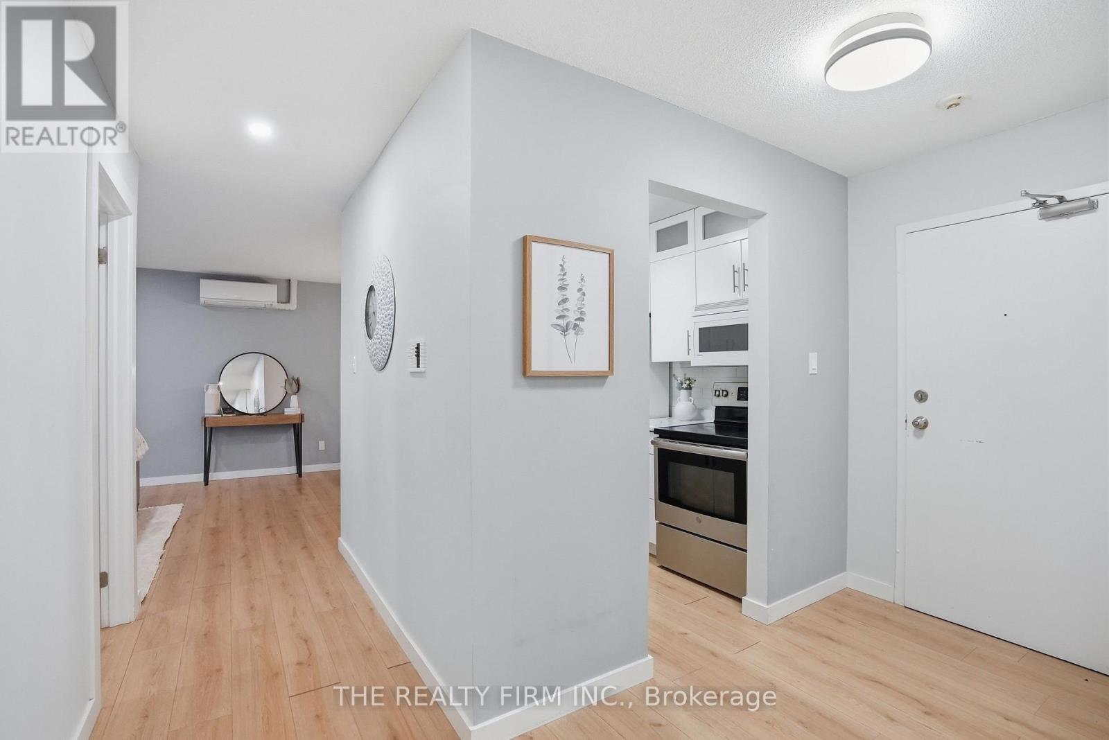310 - 735 DEVERON CRESCENT