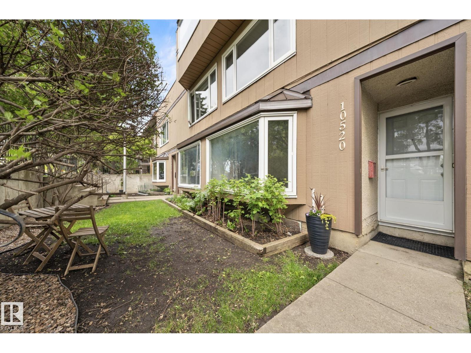 10520 84 AV NW