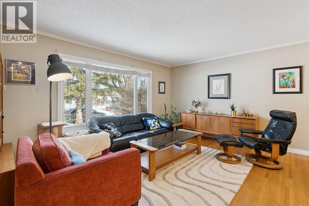 9724 Oakhill Drive SW