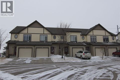 337 COPPERPOND Landing SE Calgary AB T2Z1G6