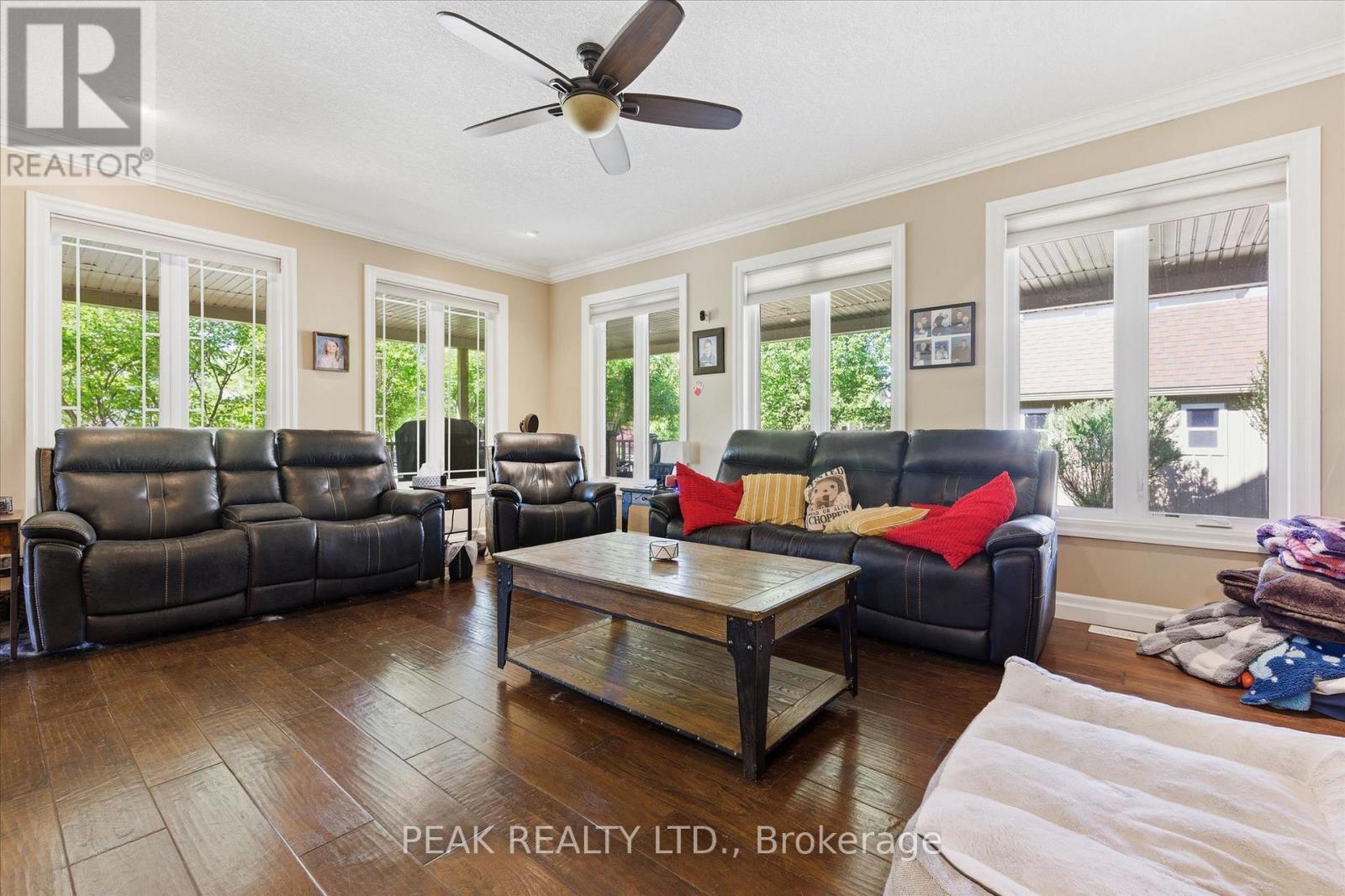 901 VALEBROOK COURT