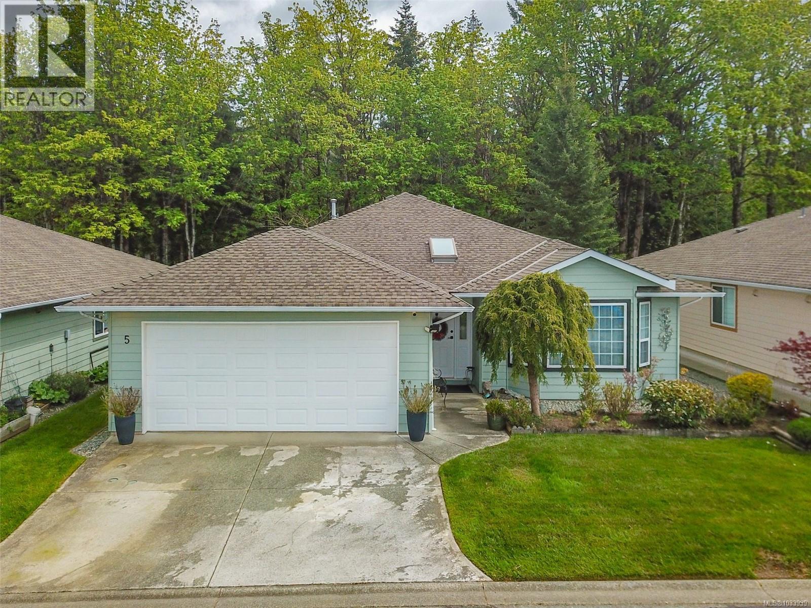 5 3535 Burde St
