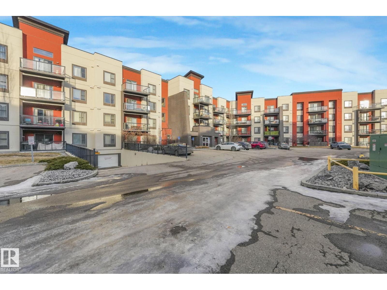 #122 304 AMBLESIDE LINK LI SW