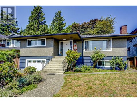 962 WHITCHURCH STREET North Vancouver BC V7L2A6