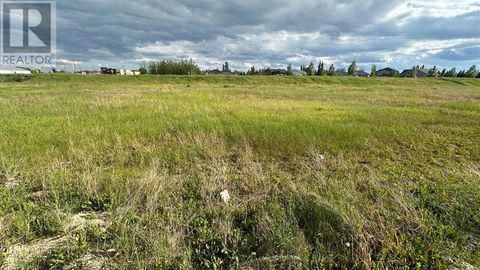 400, 500, 600 Shantz Drive Didsbury AB T0M0W0