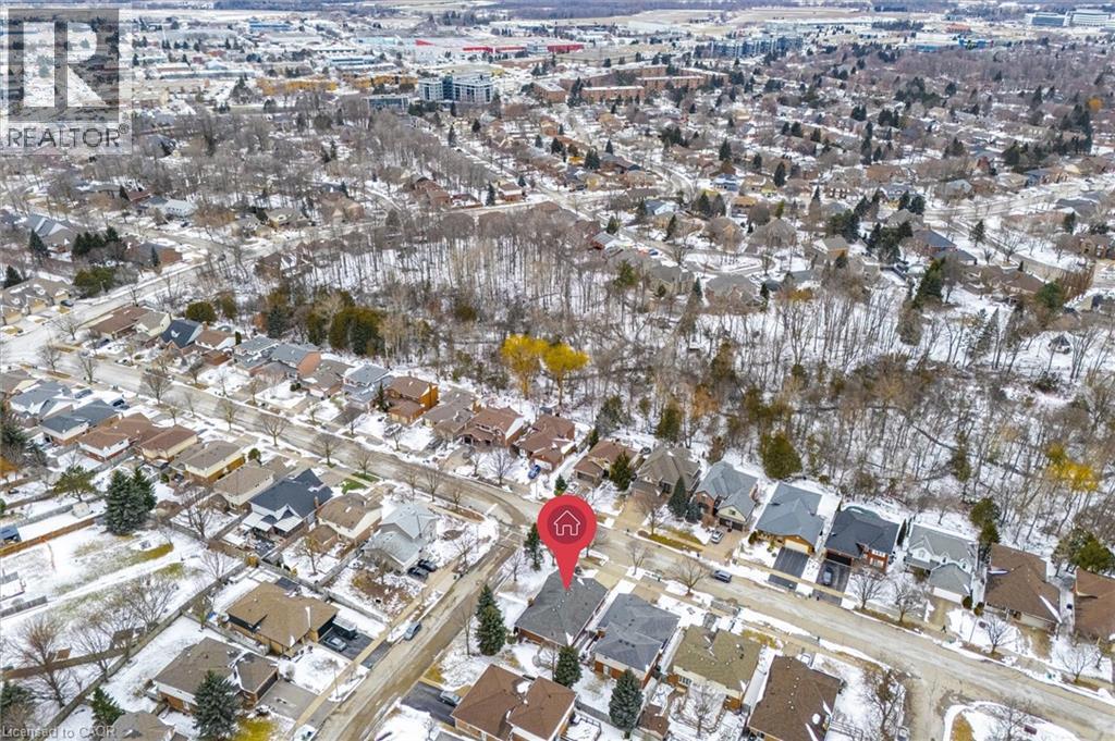 556 STANWOOD Crescent