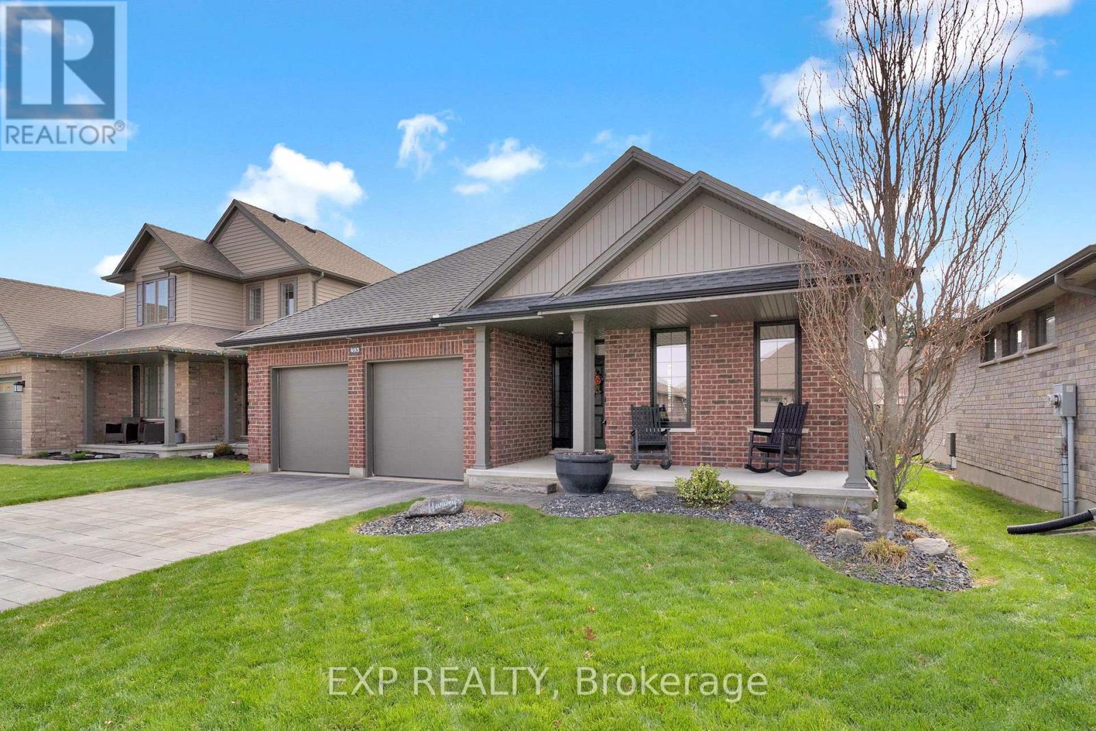 493 BENNETT CRESCENT