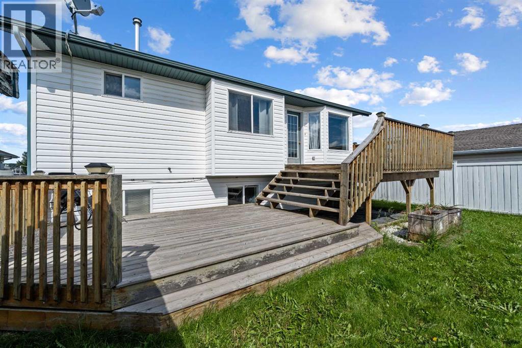 4 Allan Crescent