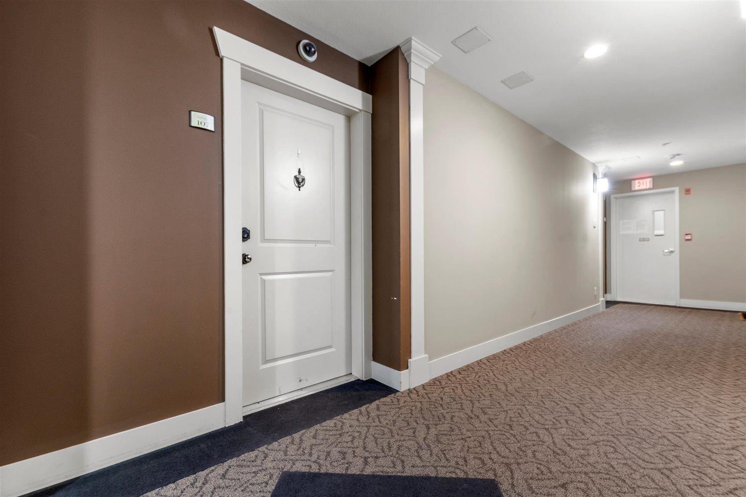 107 46021 SECOND AVENUE|Chilliwack Downtown