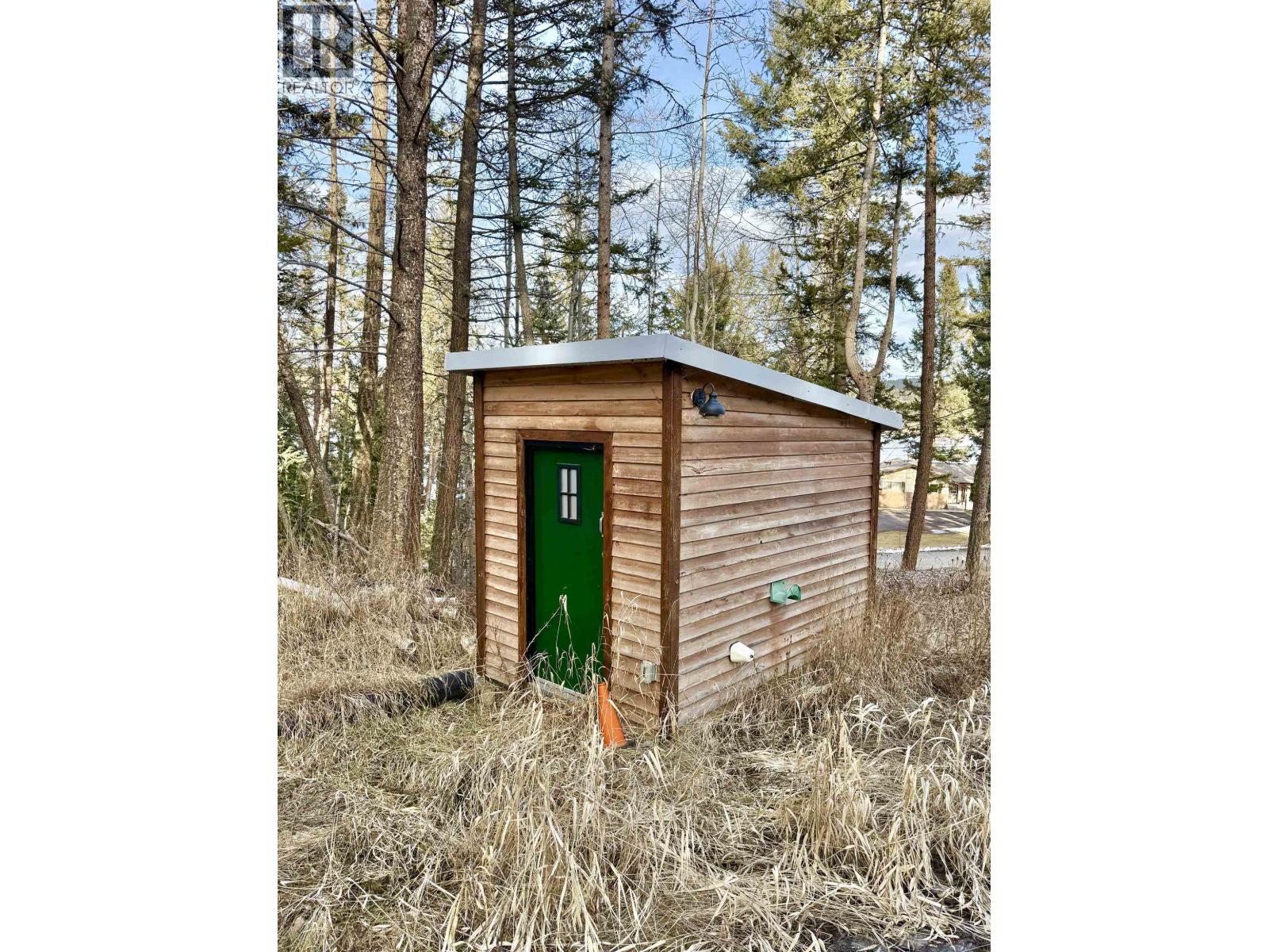 5444 SAUNDERS CRESCENT