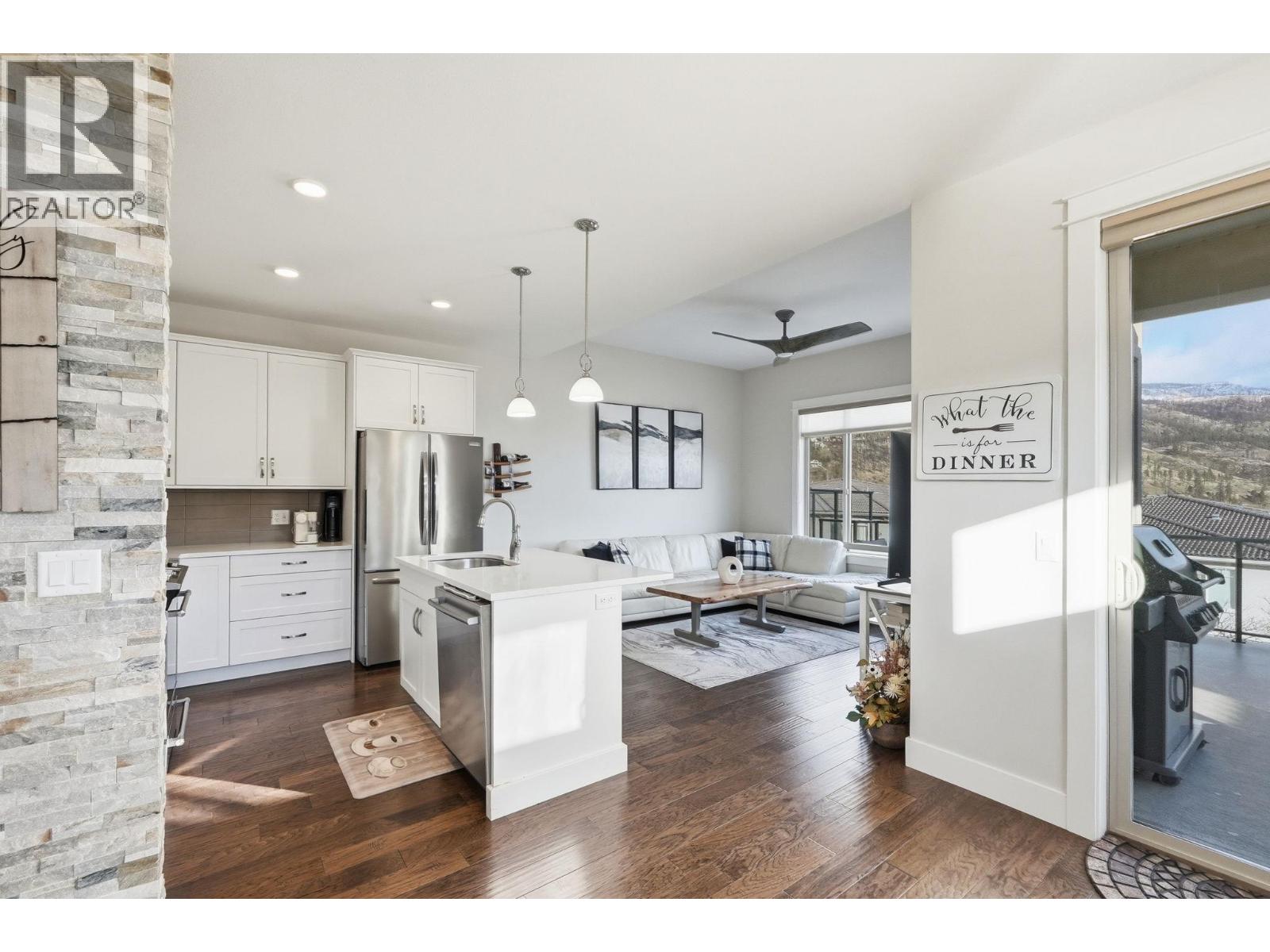 1683 Lake Vista Road