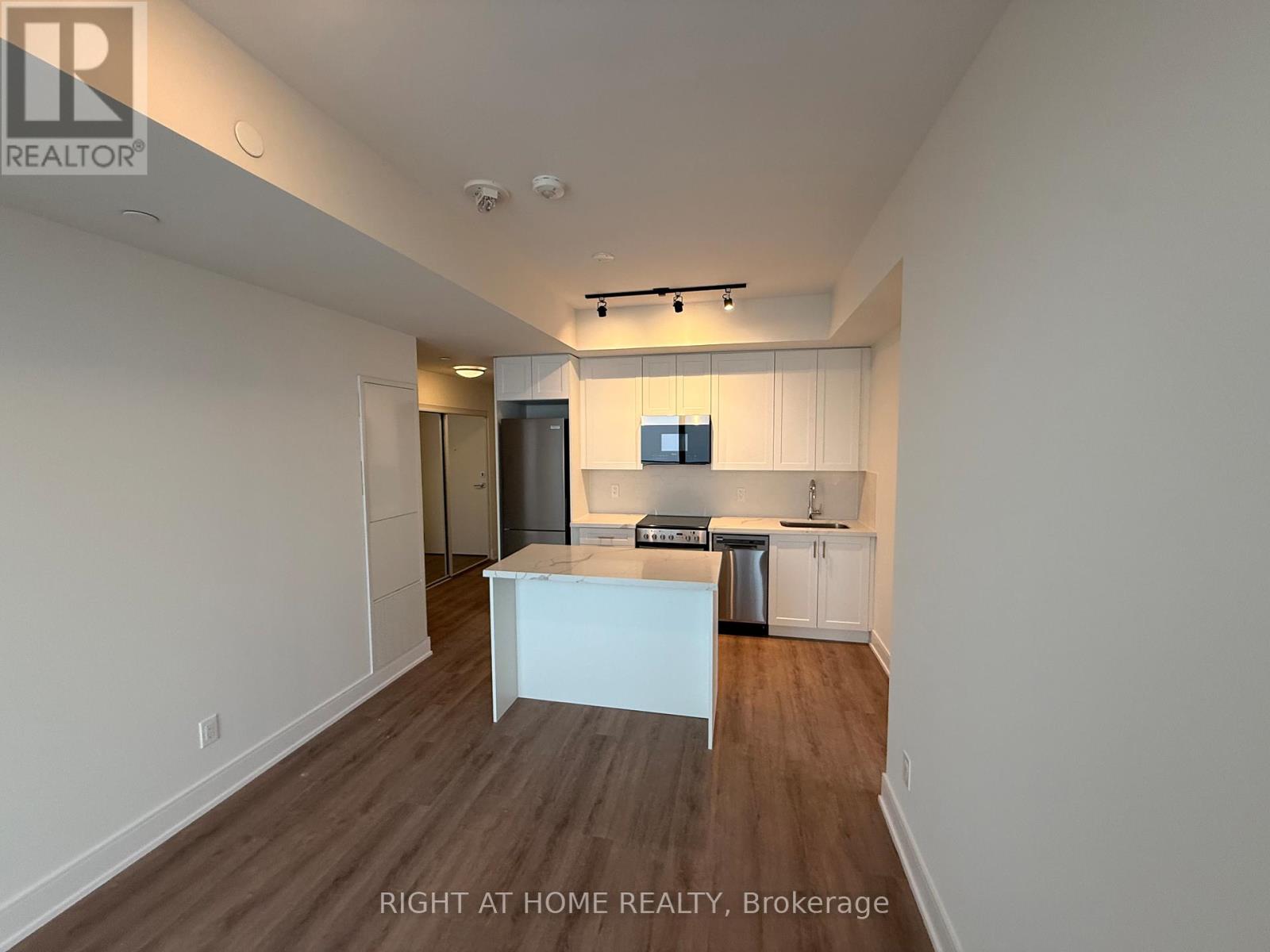 2205 - 15 ELLERSLIE AVENUE