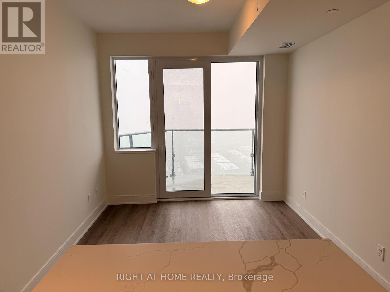 2205 - 15 ELLERSLIE AVENUE