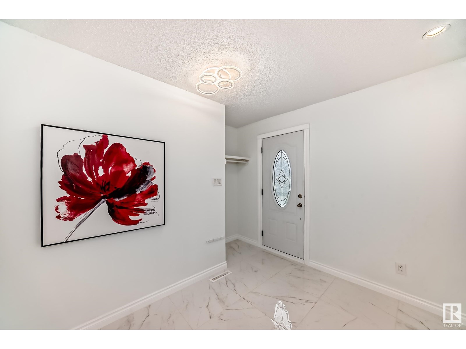 13516 112 ST NW