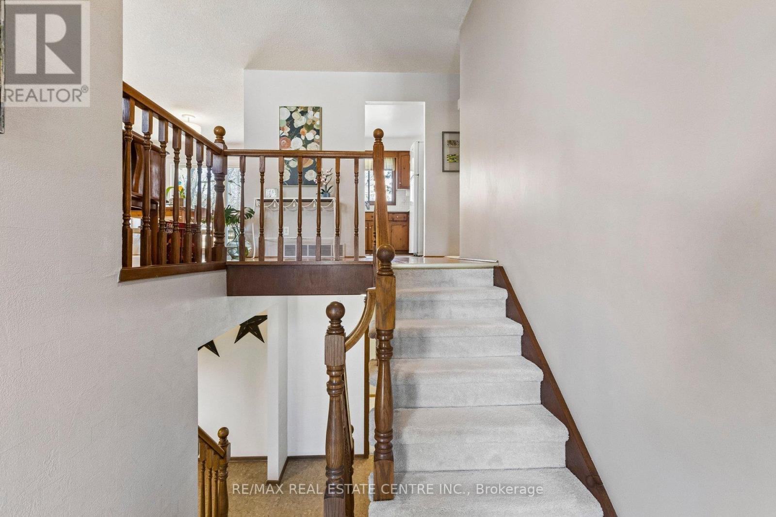 12 SHADYBROOK CRESCENT