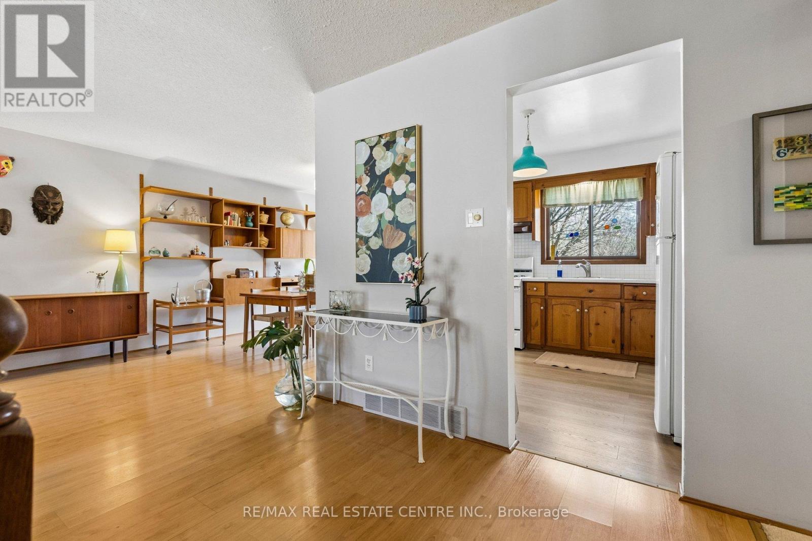 12 SHADYBROOK CRESCENT