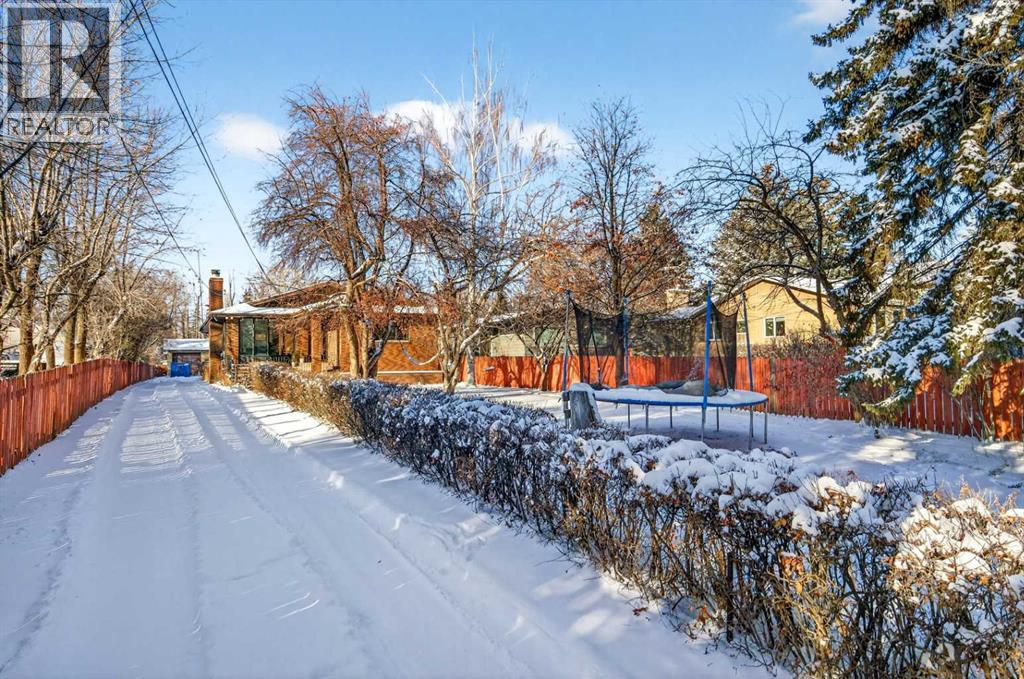 7103 Bow Crescent NW