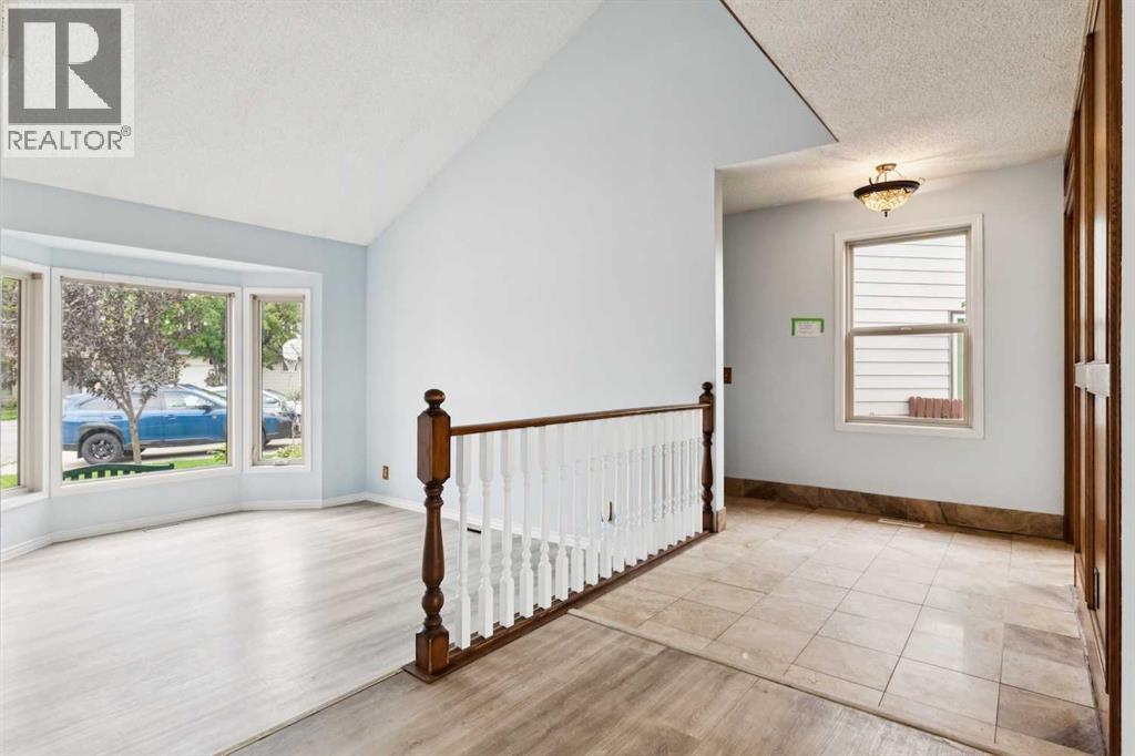 131 Macewan Glen Place NW