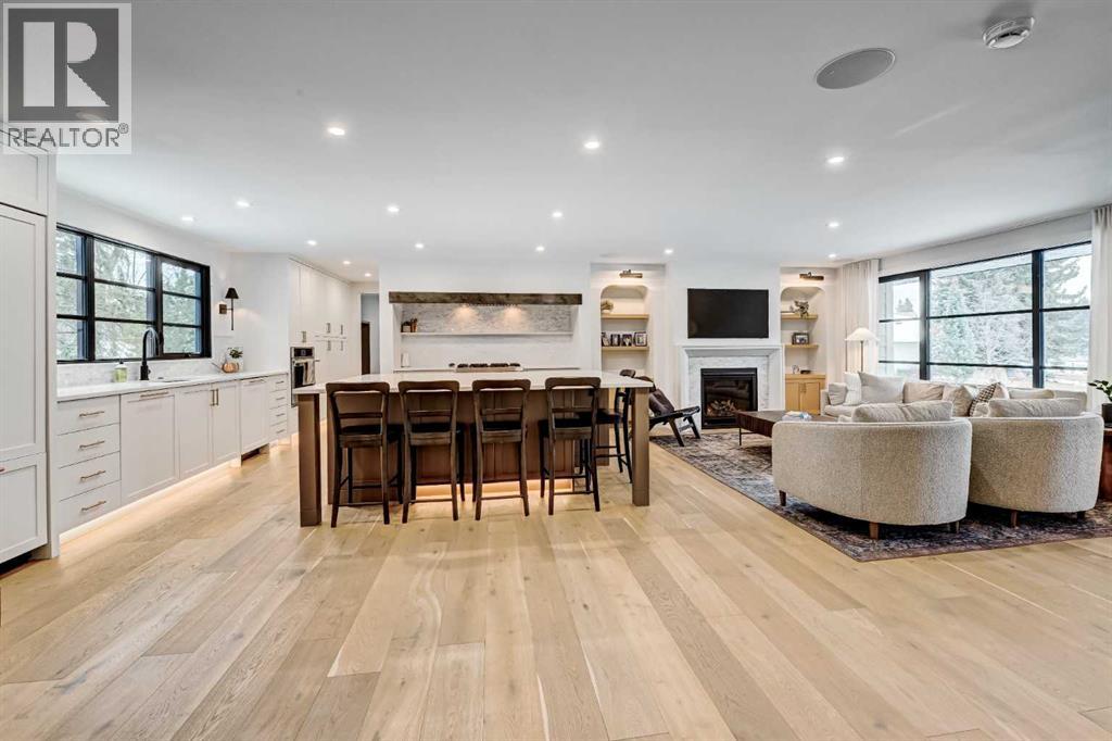 6755 Livingstone Drive SW