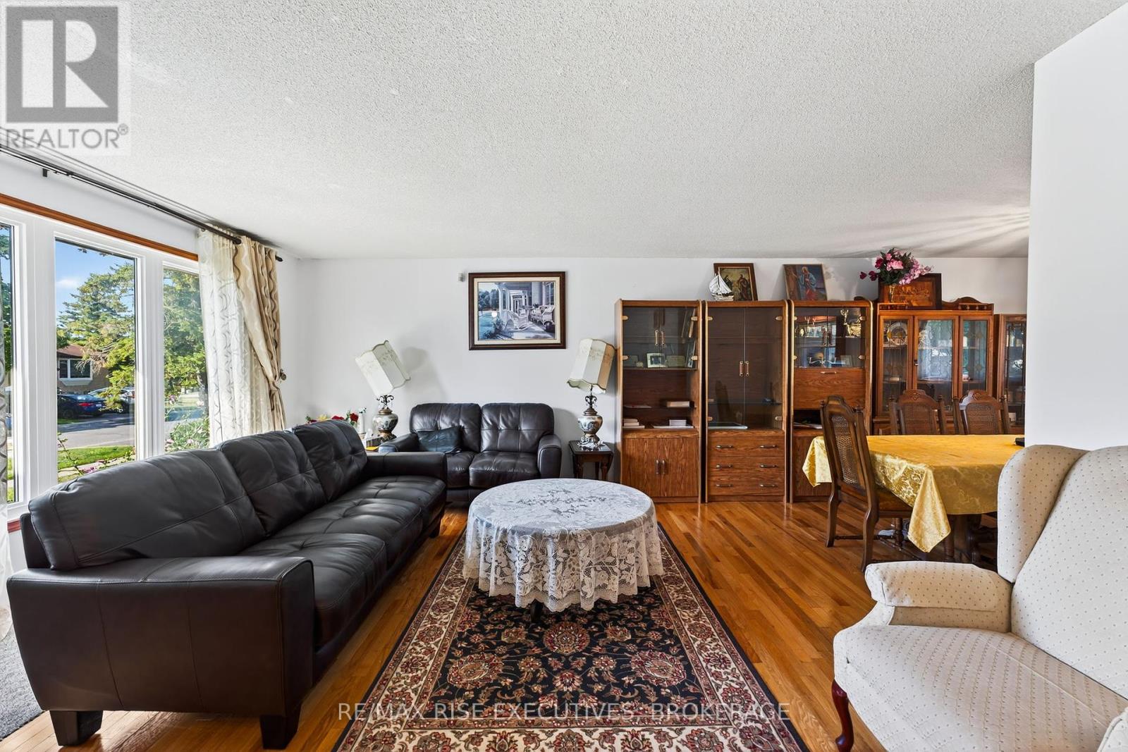 891 SANDRINGHAM PLACE