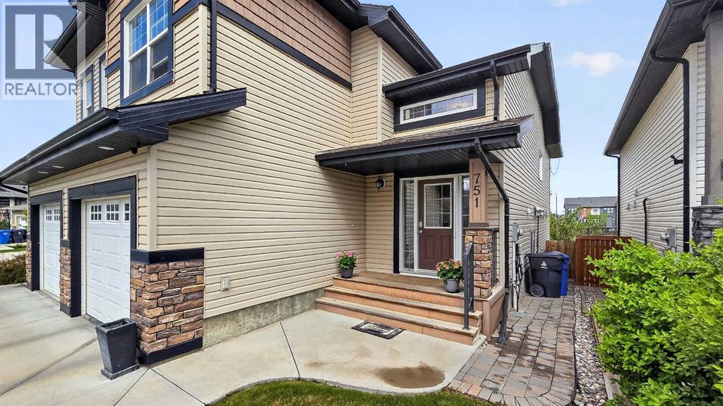 751 Silkstone Close W