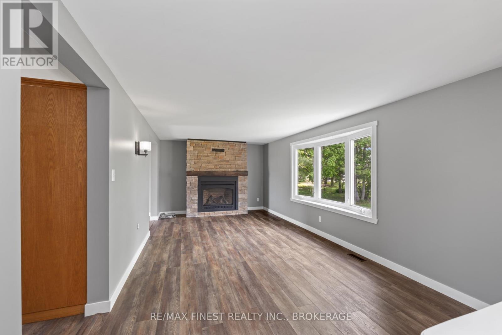 4225 COUNTY ROAD 9