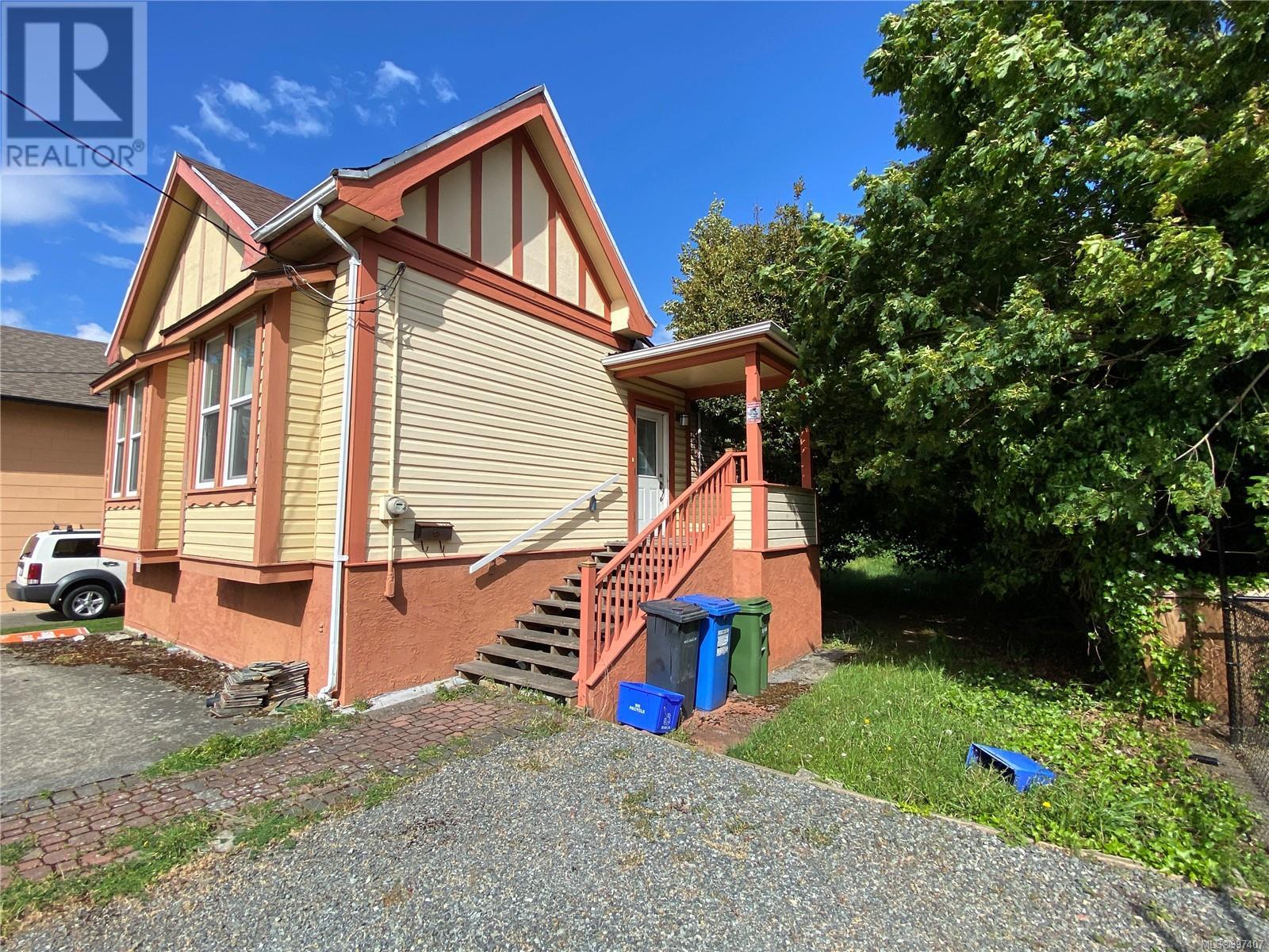 1729 Foul Bay Rd