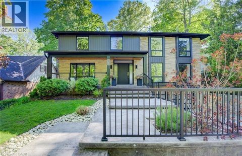 239 CORRIE Crescent Waterloo ON N2L5W3