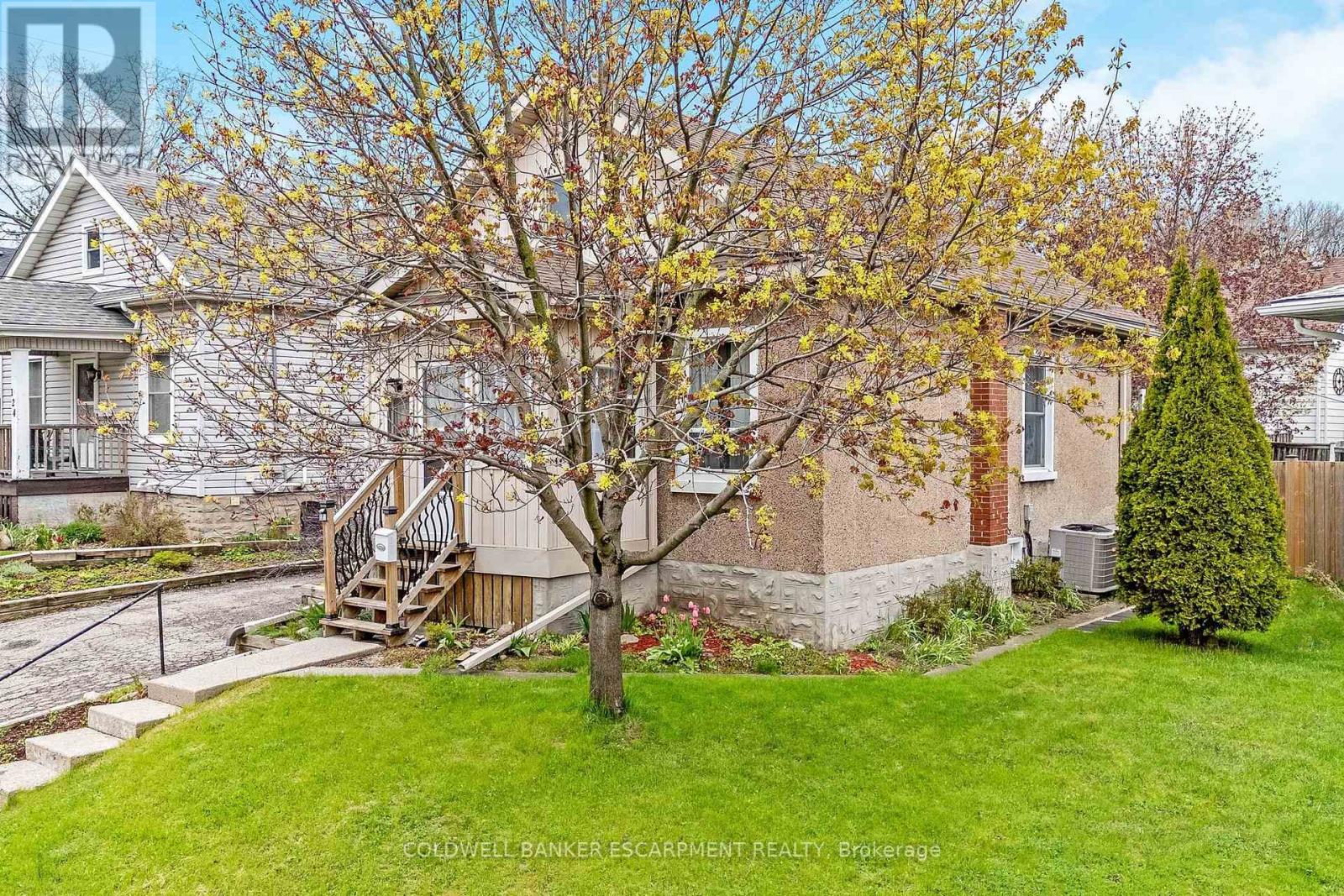 122 CEDAR STREET