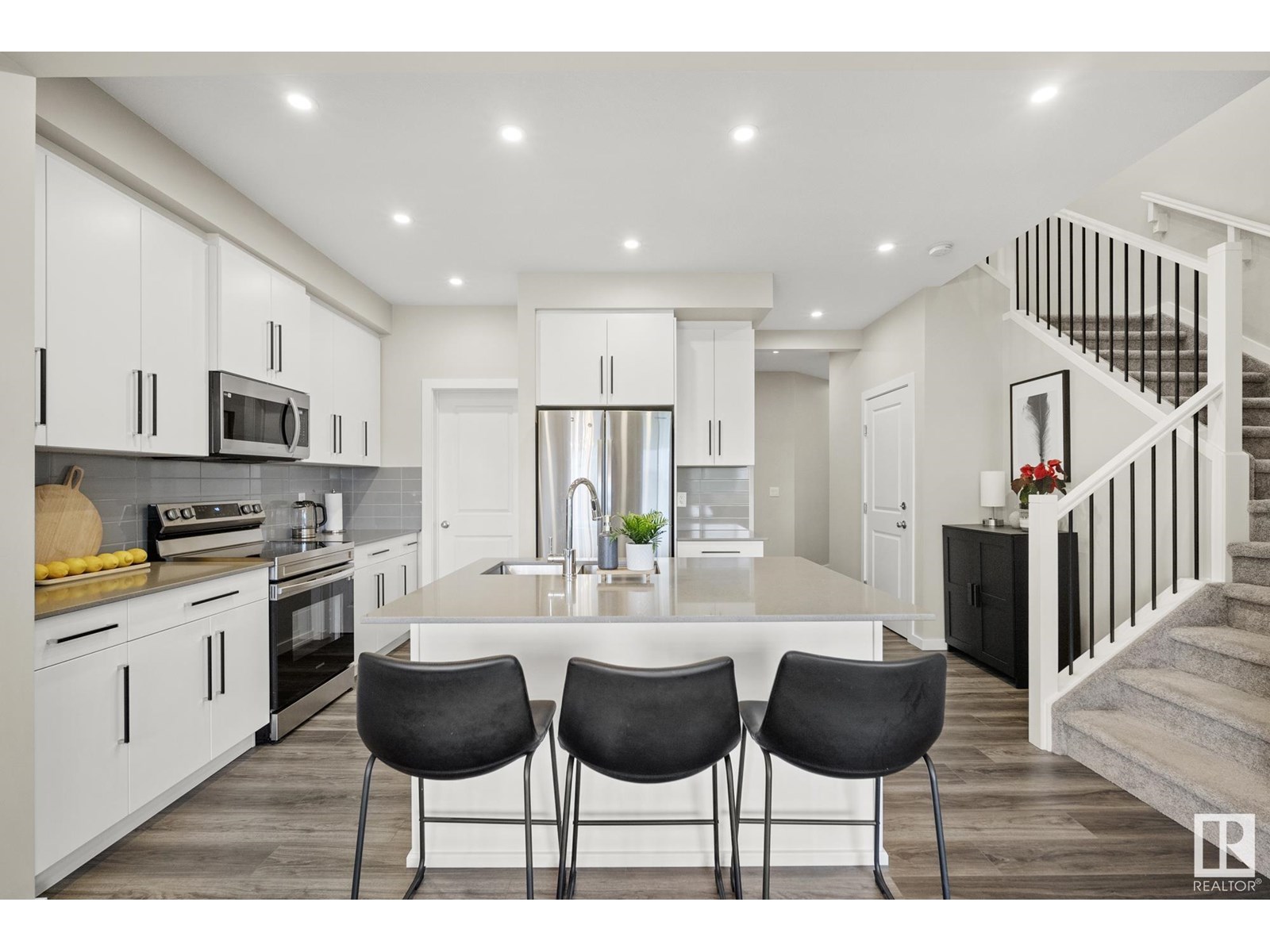3269 KULAY WY SW