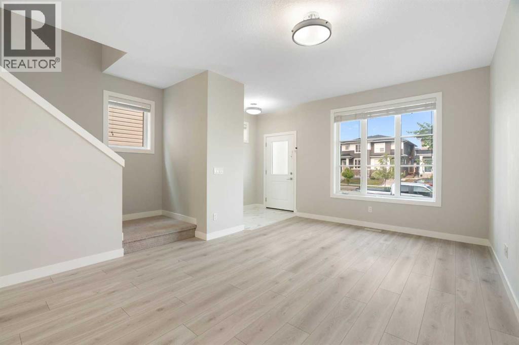 125 Corner Meadows Gate NE