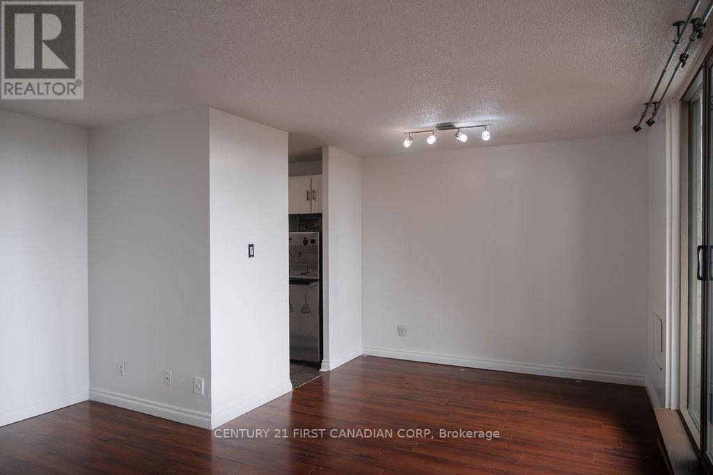 507 - 1103 JALNA BOULEVARD