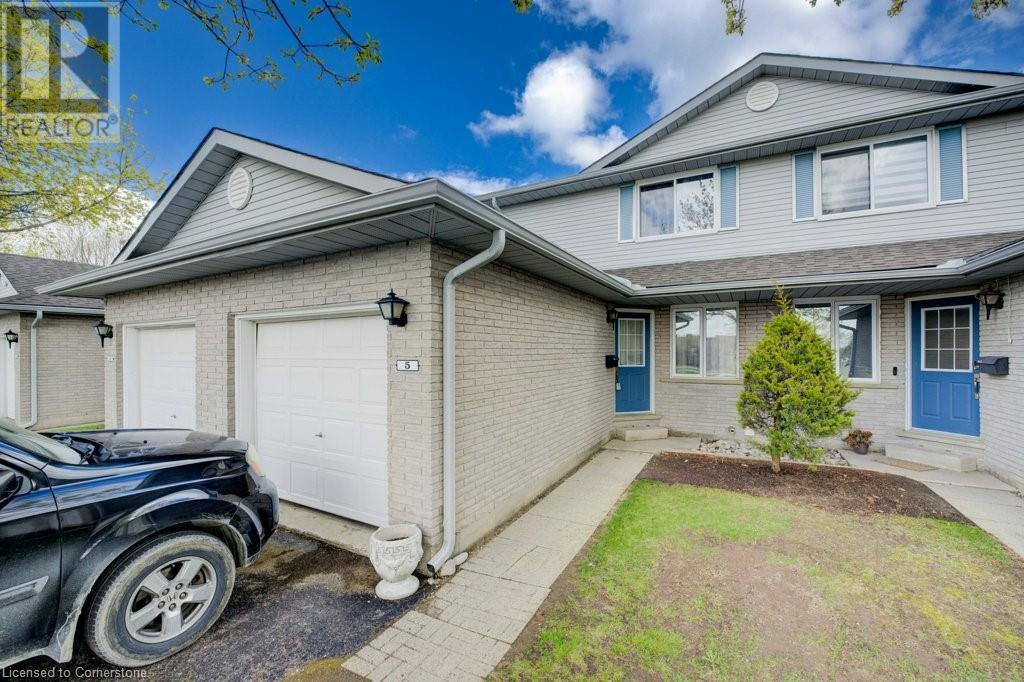 395 KINGSCOURT Drive Unit# 5