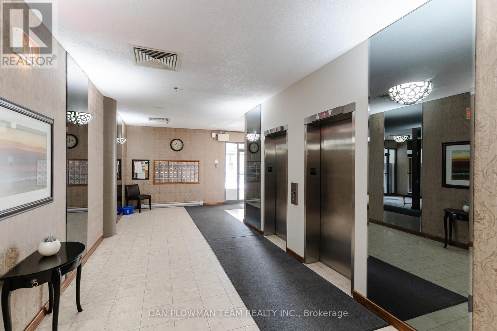 501 - 80 ATHOL STREET E