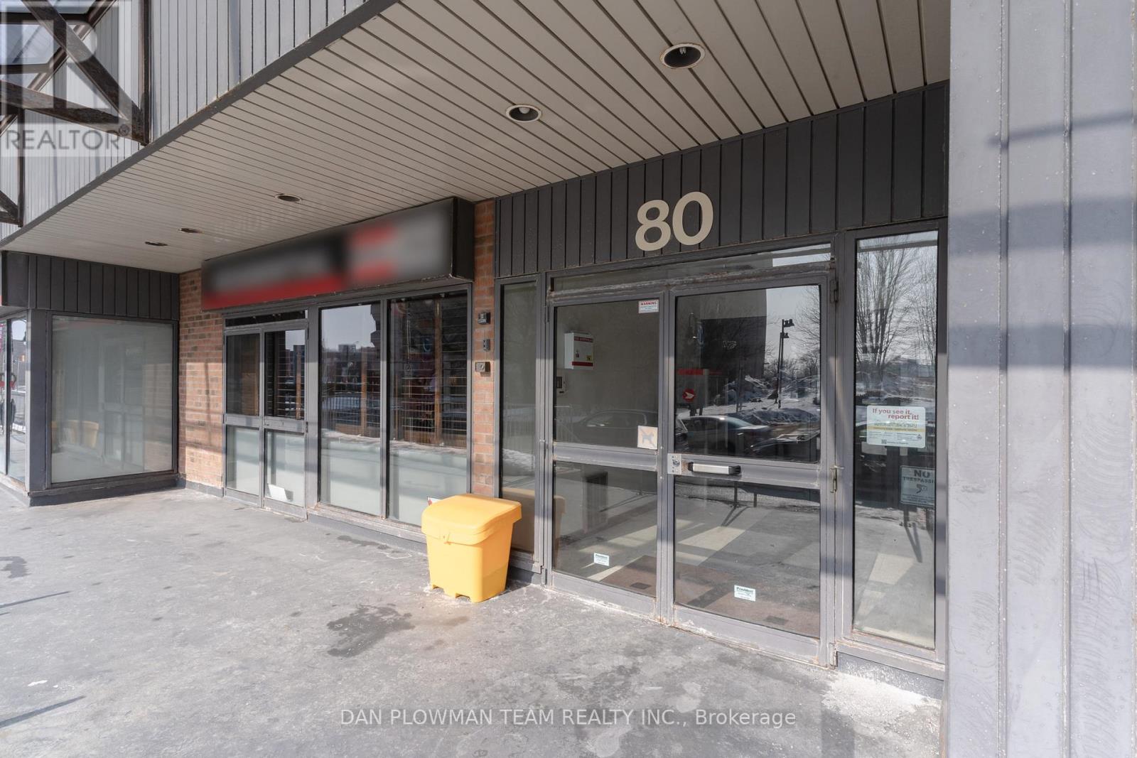 501 - 80 ATHOL STREET E